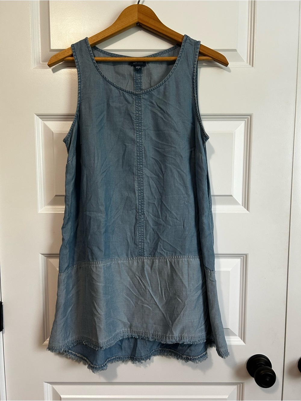 J. Jill Denim Light Blue Sleeveless Chambray Tunic Top